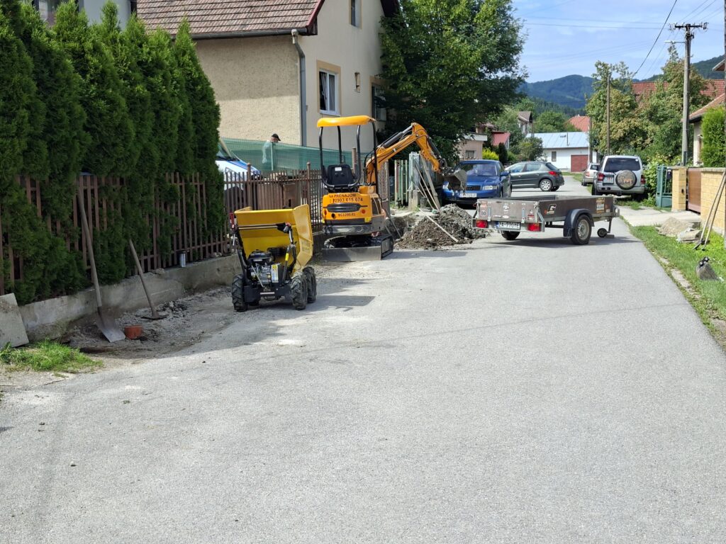 Pr&aacute;ca s minib&aacute;grom